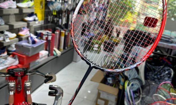 Featured image: Viktor Axelsen Badminton