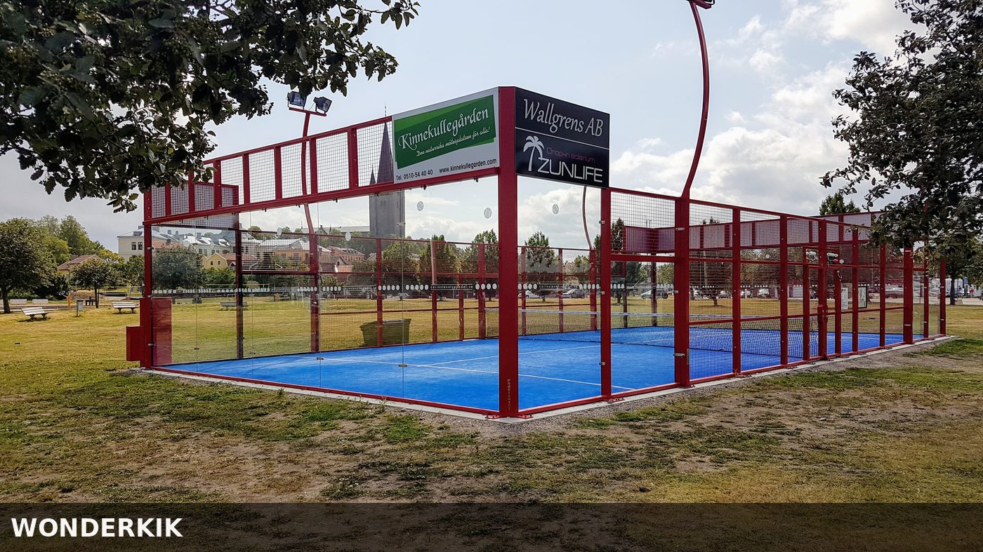 Featured image: Padel
